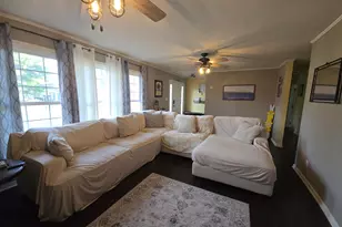 915 Grand Ave, Sturgis, MI 49091 - Photo 20