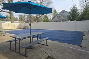 915 Grand Ave, Sturgis, MI 49091 - Photo 12