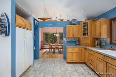 10714 Stoneridge Drive, Shelbyville, MI 49344 - Photo 12