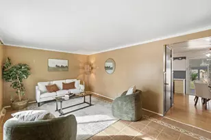 4579 Bekinshire Dr NW, Comstock Park, MI 49321 - Photo 6