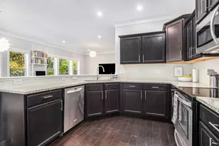 341 Cliffwood Ave, Portage, MI 49002 - Photo 8