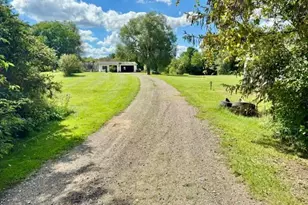 1306 Jack Henry Dr, Charlotte, MI 48813 - Photo 10