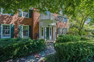 904 Plymouth Ave SE, Grand Rapids, MI 49506 - Photo 1