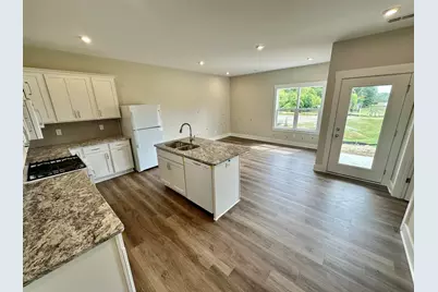 874 3rd Avenue #13, Lake Odessa, MI 48849 - Photo 4