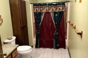 2454 Oakwood Dr, Hillsdale, MI 49242 - Photo 24