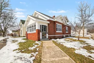 409 E Foster St, Ludington, MI 49431 - Photo 2