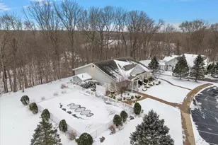 2859 Villa Ln, Benton Harbor, MI 49022 - Photo 32