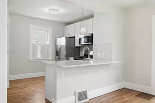 352 E Goulson Ave, Hazel Park, MI 48030 - Photo 8