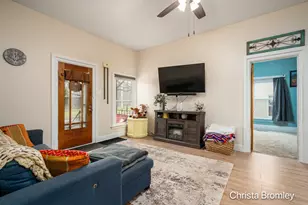 517 Front St, Lowell, MI 49331 - Photo 4