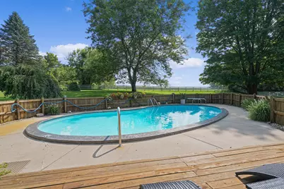 1810 E Mill Street, Hastings, MI 49058 - Photo 8