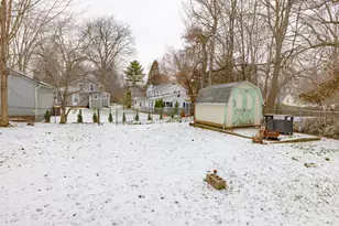 339 N Marshall Ave, Marshall, MI 49068 - Photo 24