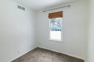 339 N Marshall Ave, Marshall, MI 49068 - Photo 18