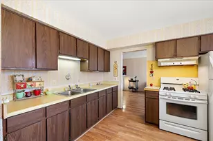 764 Manor Dr, Milford, MI 48381 - Photo 38