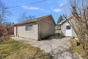 764 Manor Dr, Milford, MI 48381 - Photo 14