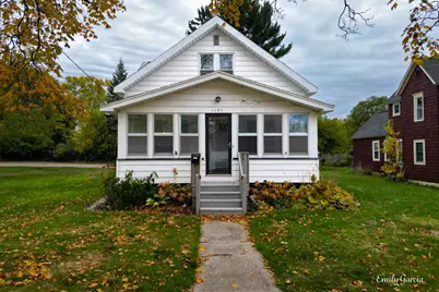 1151 W Dale Avenue, Muskegon, MI 49441 - Photo 2