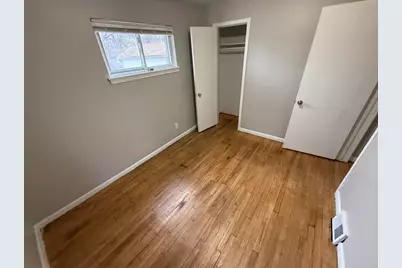 24823 Wilmot Avenue, Eastpointe, MI 48021 - Photo 8