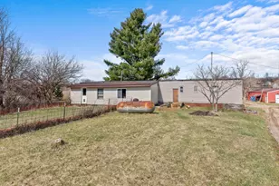 8591 Reading Rd E, Pittsford, MI 49271 - Photo 30