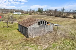 8591 Reading Rd E, Pittsford, MI 49271 - Photo 6