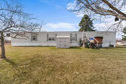 8591 Reading Road E, Pittsford, MI 49271 - Photo 10