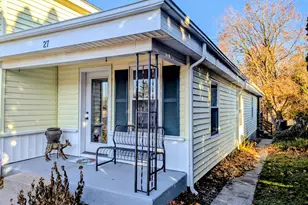 27 W Wood St, Newaygo, MI 49337 - Photo 2