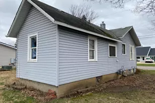 292 Perkins St, Coldwater, MI 49036 - Photo 2