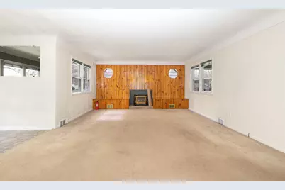 10121 S Sprinkle Road, Vicksburg, MI 49097 - Photo 6