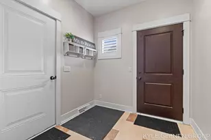 564 Blackstone St, Holland, MI 49423 - Photo 52