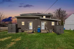 201 E Main St, Homer, MI 49245 - Photo 32