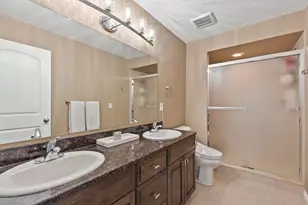 21868 Kensett Dr, Macomb, MI 48042 - Photo 16