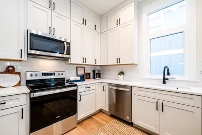 251 Cavelier Avenue, Saint Joseph, MI 49085 - Photo 16