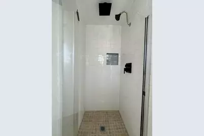 26429 Wilson Drive, Dearborn Heights, MI 48127 - Photo 32