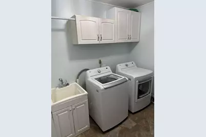 26429 Wilson Drive, Dearborn Heights, MI 48127 - Photo 24
