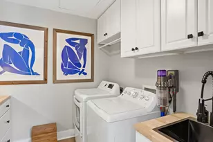 2025 Rugby Ct, Ann Arbor, MI 48103 - Photo 22