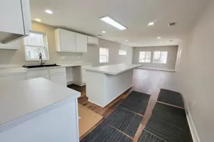 170 Wallasey Dr SW, Grand Rapids, MI 49548 - Photo 2