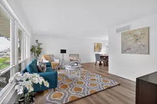 837 Thorntree Blvd, Jackson, MI 49203 - Photo 4