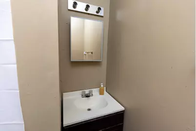 909 N Granger Street, Saginaw, MI 48602 - Photo 10