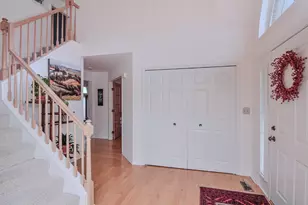 3162 Shamrock Ct, Ann Arbor, MI 48105 - Photo 6