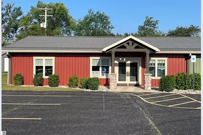 1655 Plett Road, Cadillac, MI 49601 - Photo 2