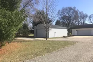 34535 N Brookwood, Gobles, MI 49055 - Photo 6