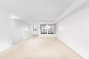 19130 Northridge Rd, Northville, MI 48167 - Photo 4