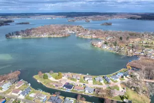 4314 Harmony Dr, Shelbyville, MI 49344 - Photo 14