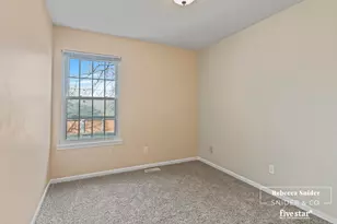 3592 Whispering Brook Dr SE, Grand Rapids, MI 49508 - Photo 14