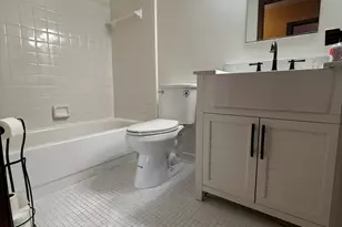 2884 Roundtree Blvd, Ypsilanti, MI 48197 - Photo 18
