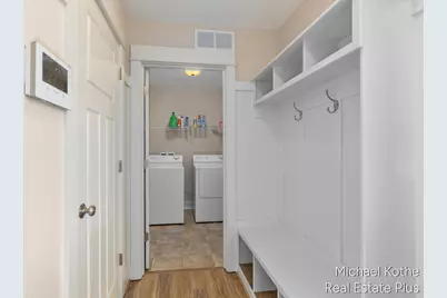 7532 Waterline Drive, Allendale, MI 49401 - Photo 22