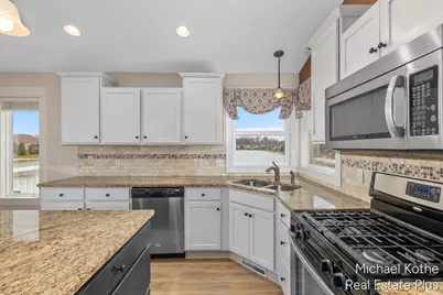 7532 Waterline Drive, Allendale, MI 49401 - Photo 12