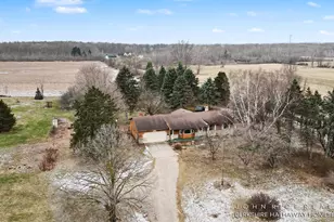 4616 84th St SE, Caledonia, MI 49316 - Photo 2