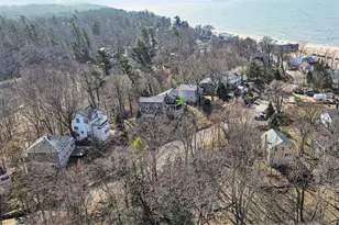 26 Edwards Ave, Grand Haven, MI 49417 - Photo 28