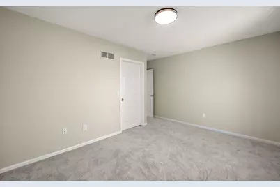 28849 Hearthstone Drive, Novi, MI 48377 - Photo 14