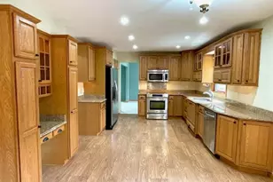 1575 Dogwood Dr, Portage, MI 49024 - Photo 6