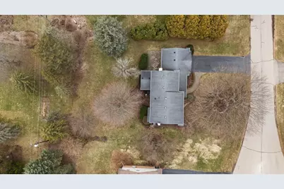 2456 Lost Tree Way, Bloomfield Hills, MI 48304 - Photo 24